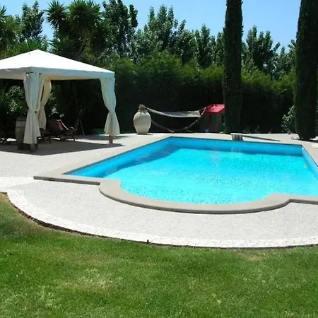 La Casina Sul Pepe Rosa Apartment *