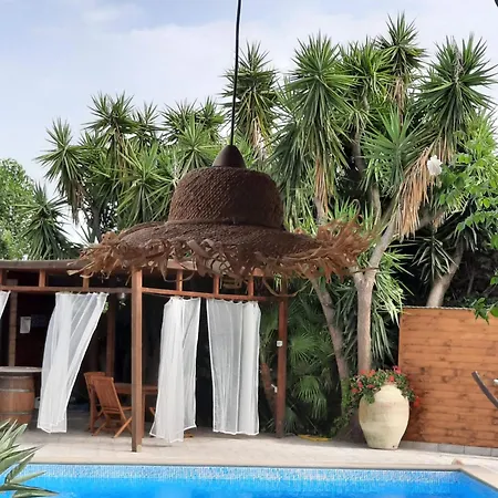 La Casina Sul Pepe Rosa *